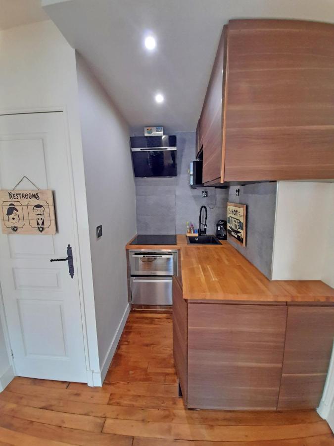 Tres Beau 2P Avec Vaste Sejour Ensoleille - A 50 M Du Metro Du Marche Et De La Mairie Apartment กลีชี ภายนอก รูปภาพ