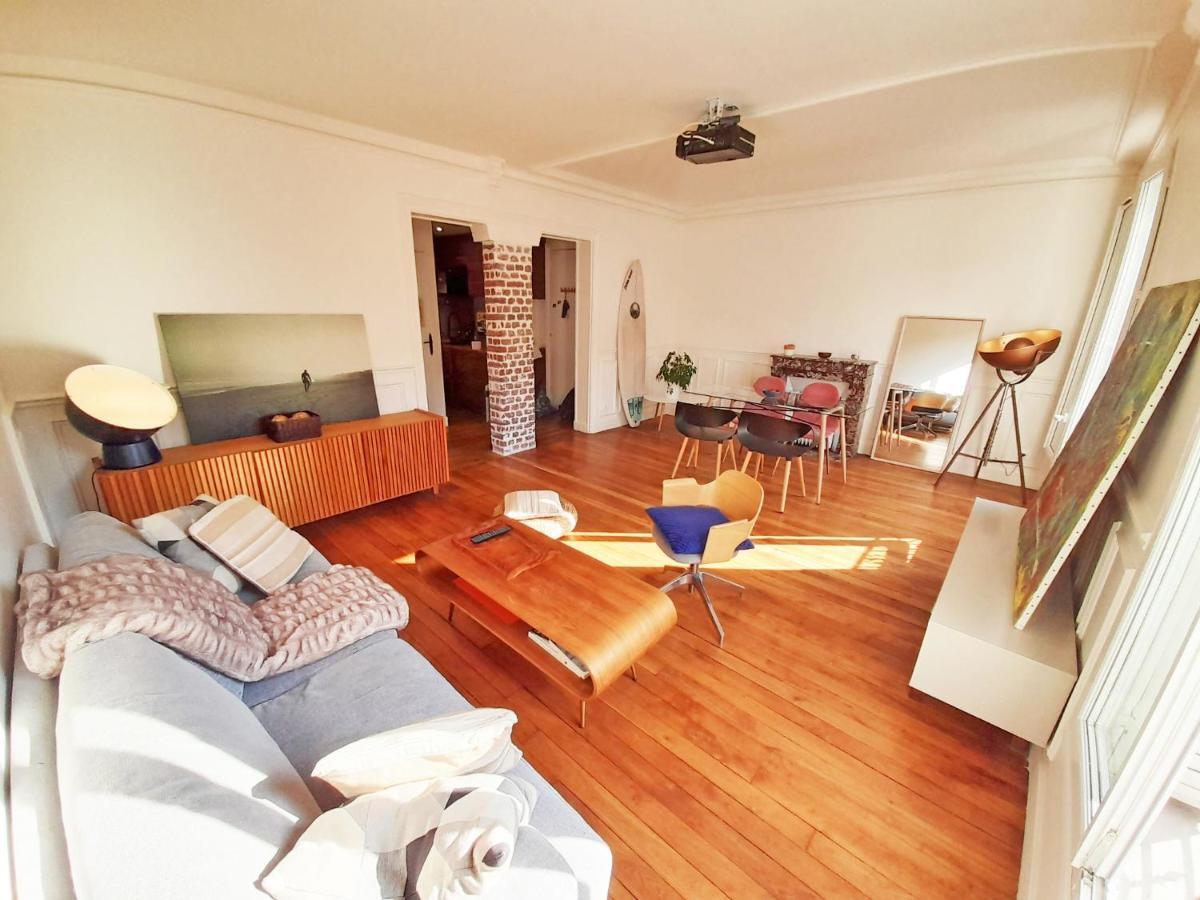 Tres Beau 2P Avec Vaste Sejour Ensoleille - A 50 M Du Metro Du Marche Et De La Mairie Apartment กลีชี ภายนอก รูปภาพ