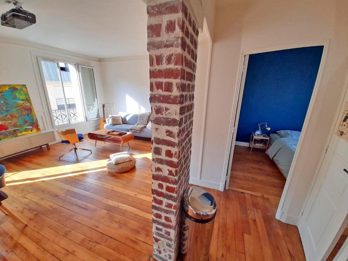 Tres Beau 2P Avec Vaste Sejour Ensoleille - A 50 M Du Metro Du Marche Et De La Mairie Apartment กลีชี ภายนอก รูปภาพ