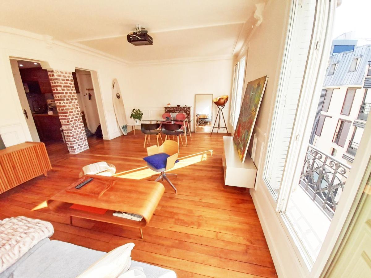 Tres Beau 2P Avec Vaste Sejour Ensoleille - A 50 M Du Metro Du Marche Et De La Mairie Apartment กลีชี ภายนอก รูปภาพ